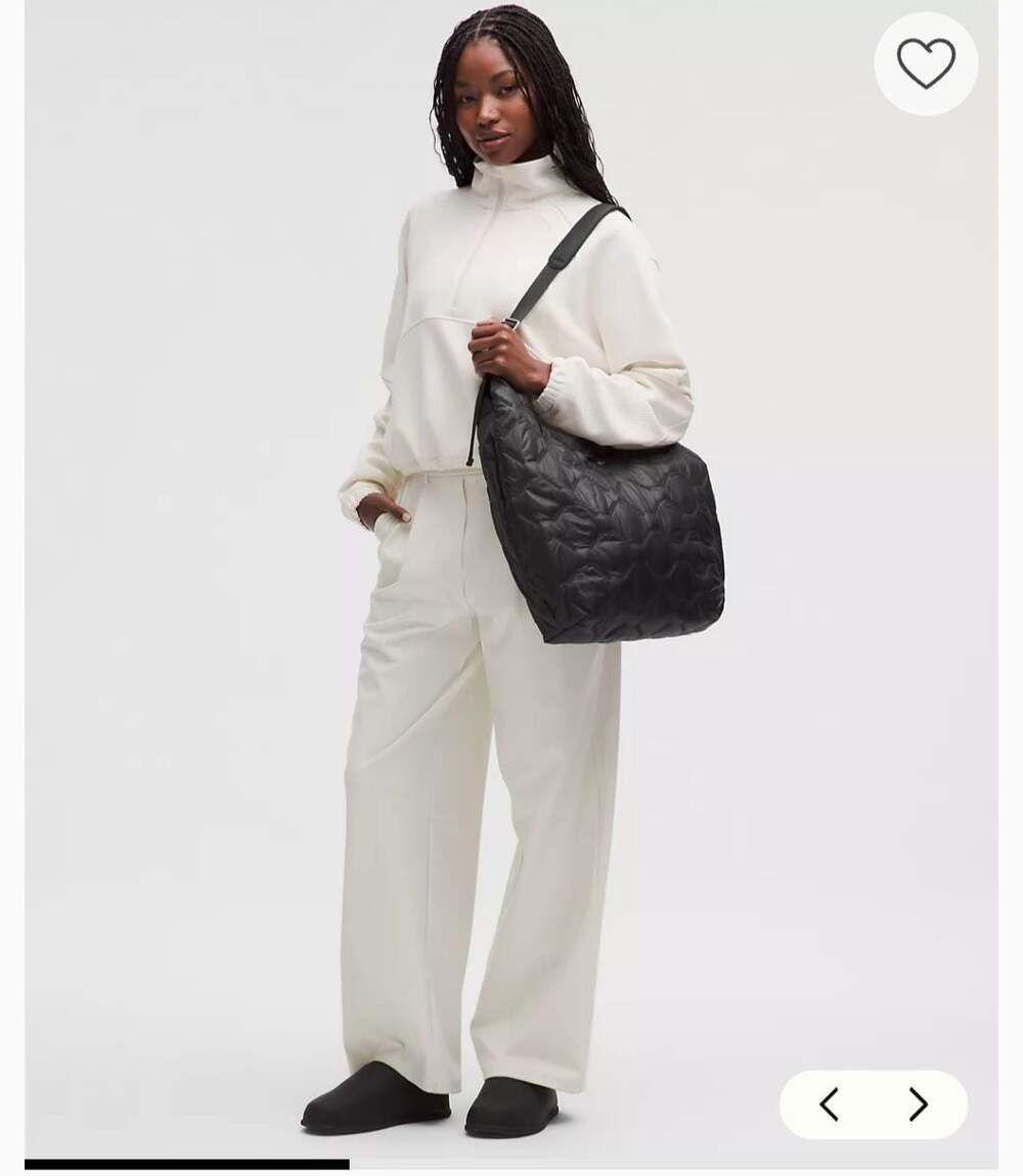 Quilty Pleasures Shoulder Bag 14L